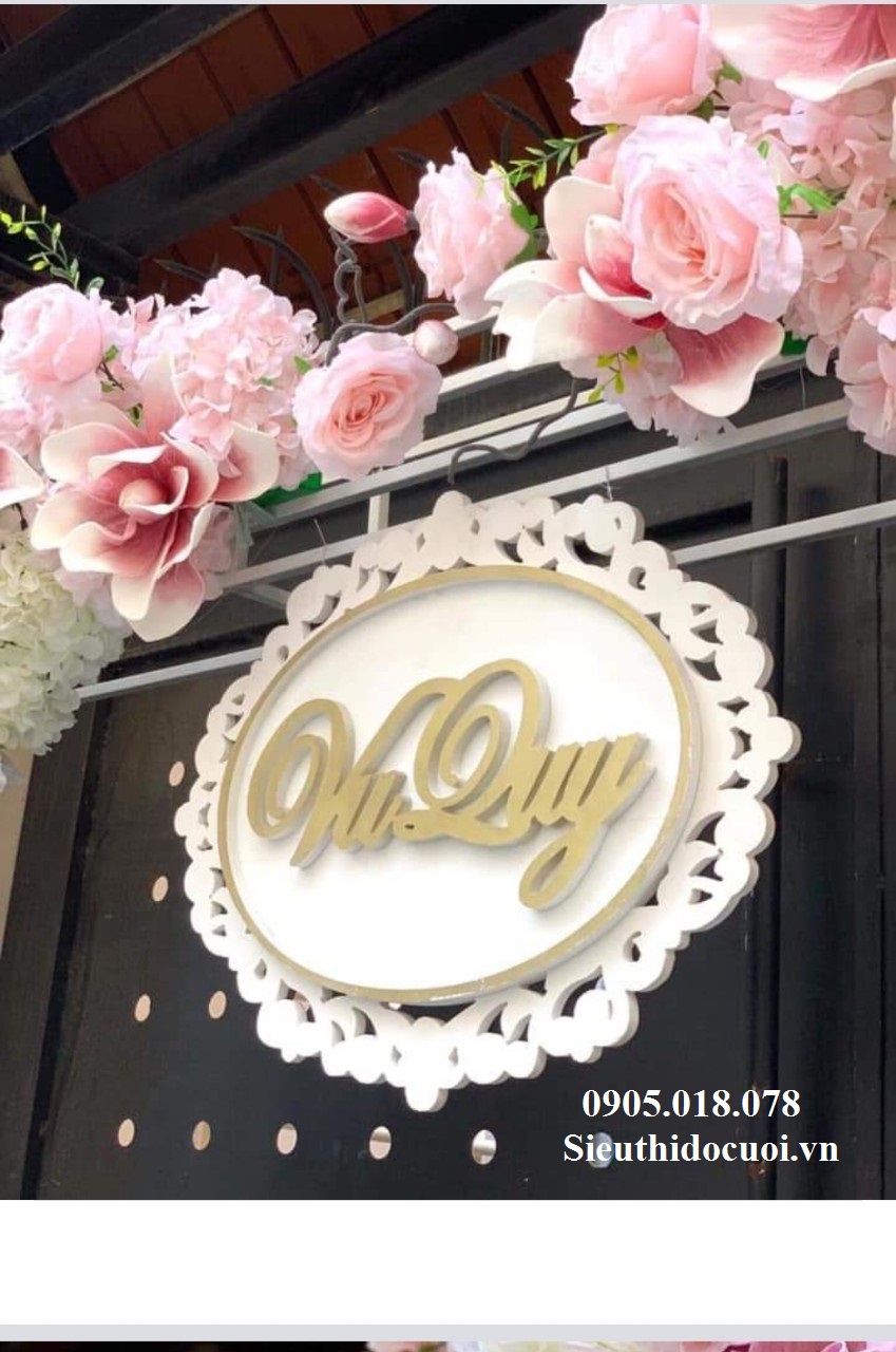 Bảng lễ treo cổng Bảng lễ treo cổng