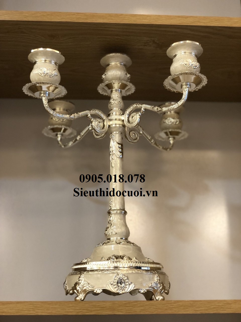 Chân nến kim loại giá rẻ Chân nến kim loại giá rẻ