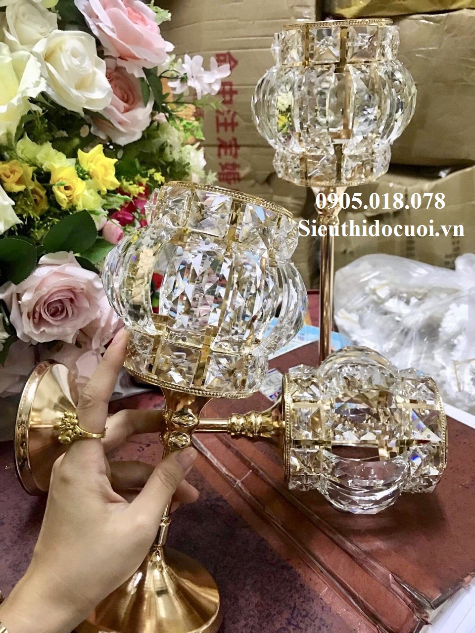 Chân nến kim loại giá rẻ Chân nến kim loại giá rẻ