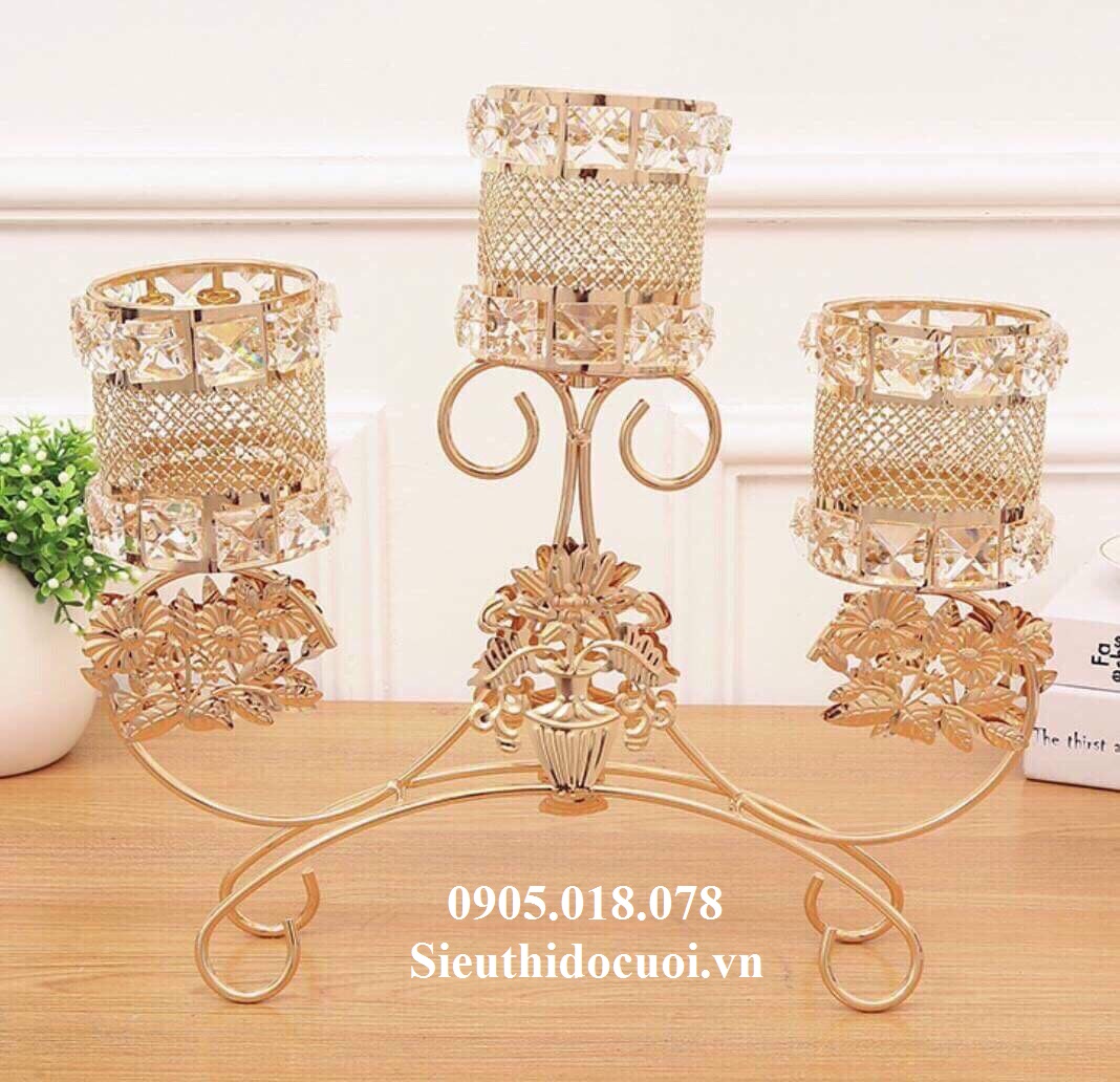 Chân nến kim loại giá rẻ Chân nến kim loại giá rẻ
