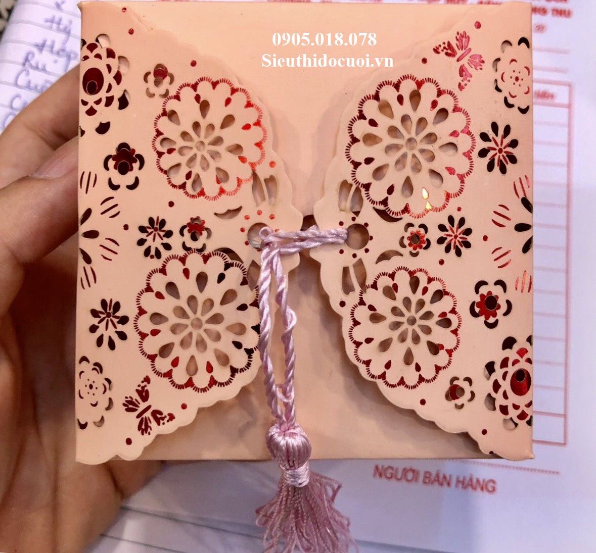 Hộp bánh cưới Hộp bánh cưới