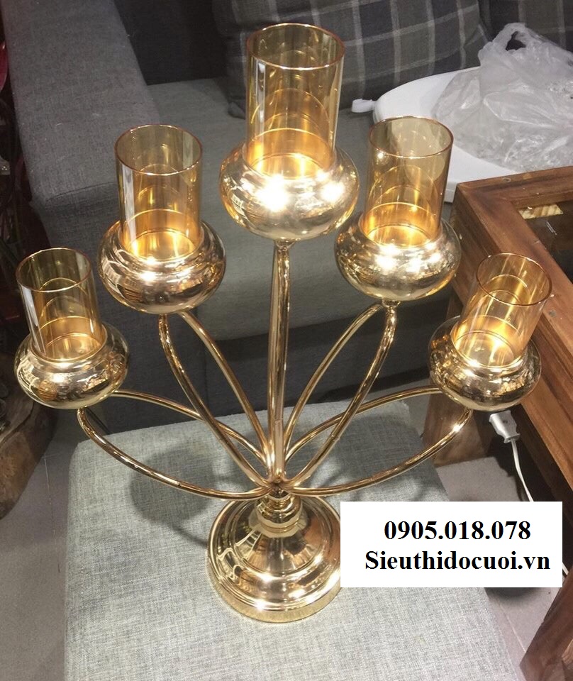 Chân nến kim loại giá rẻ Chân nến kim loại giá rẻ