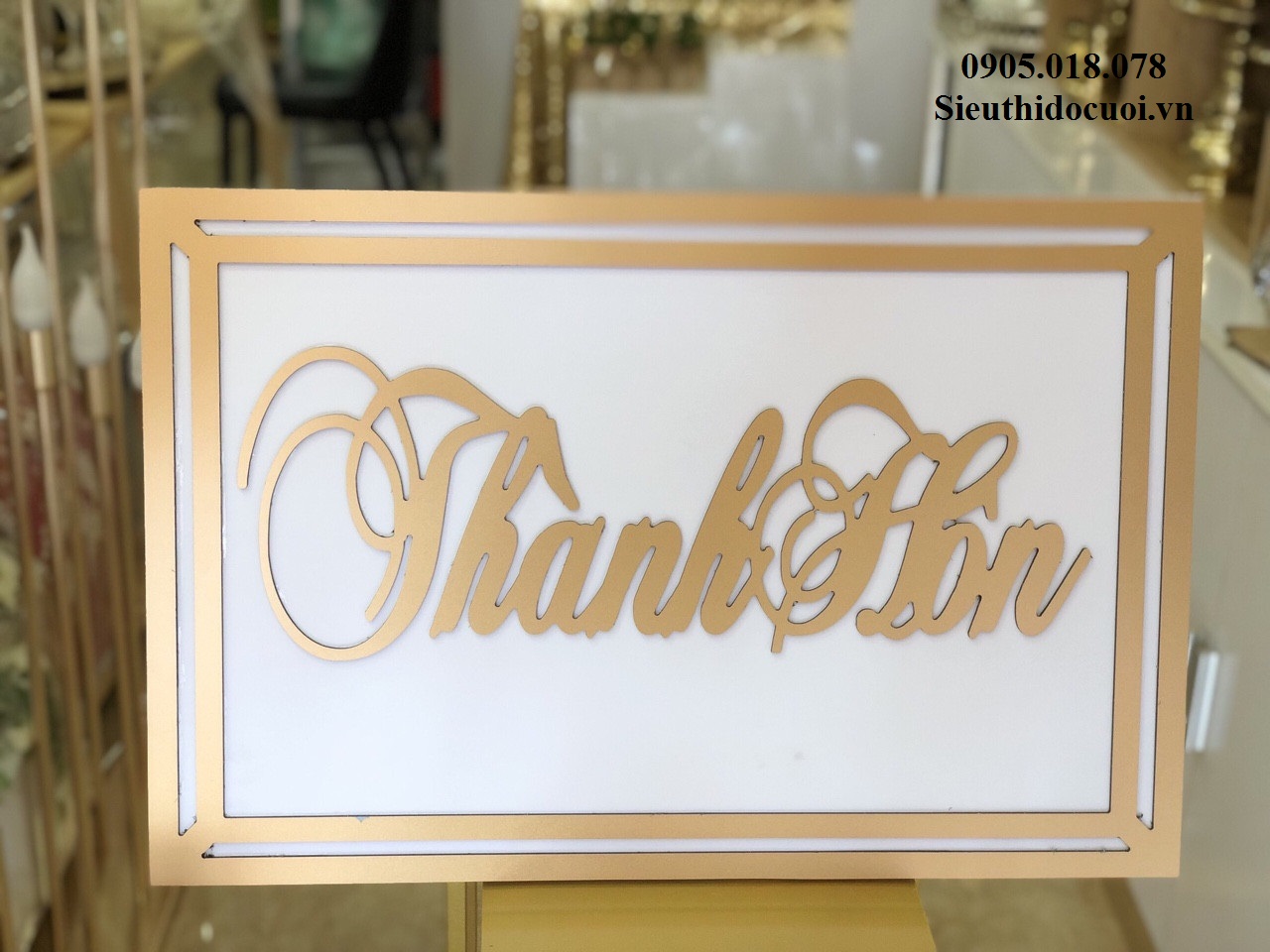 Bảng lễ treo cổng Bảng lễ treo cổng