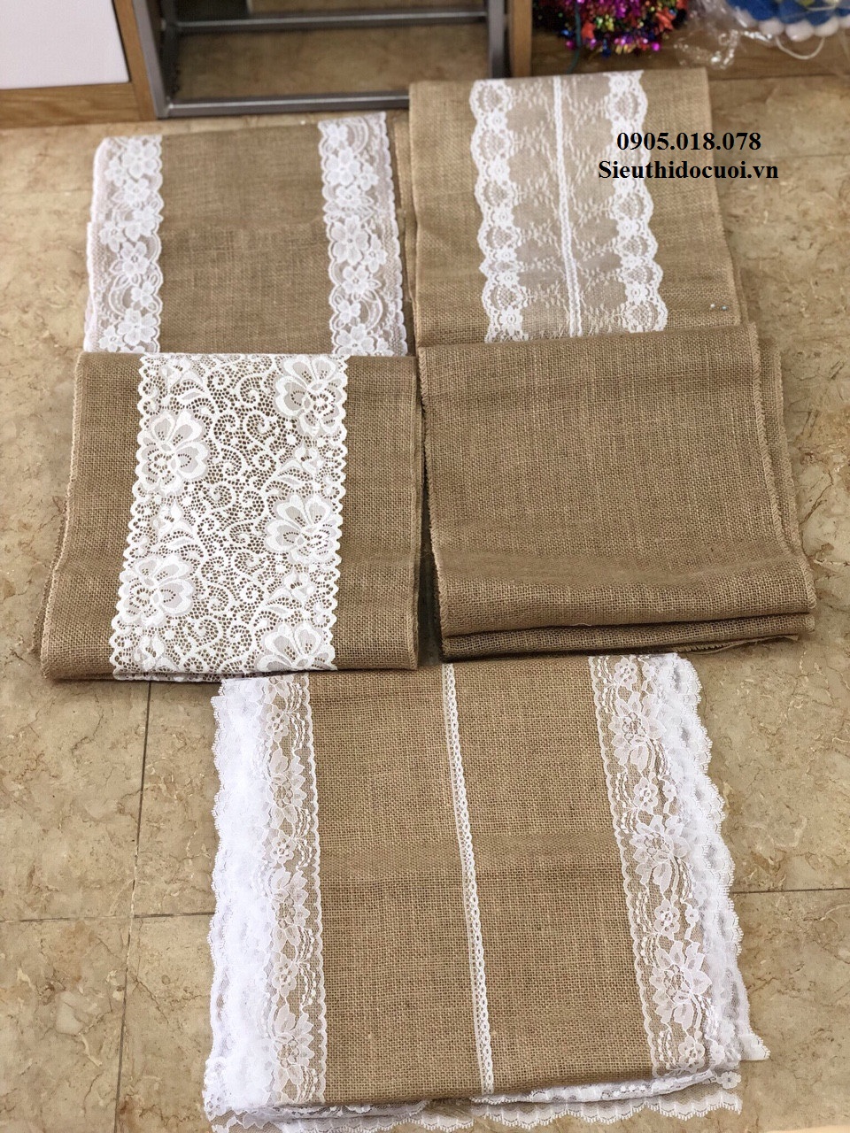 Tấm trải giữa bàn, Tấm lót giữa bàn Tấm trải giữa bàn, Tấm lót giữa bàn