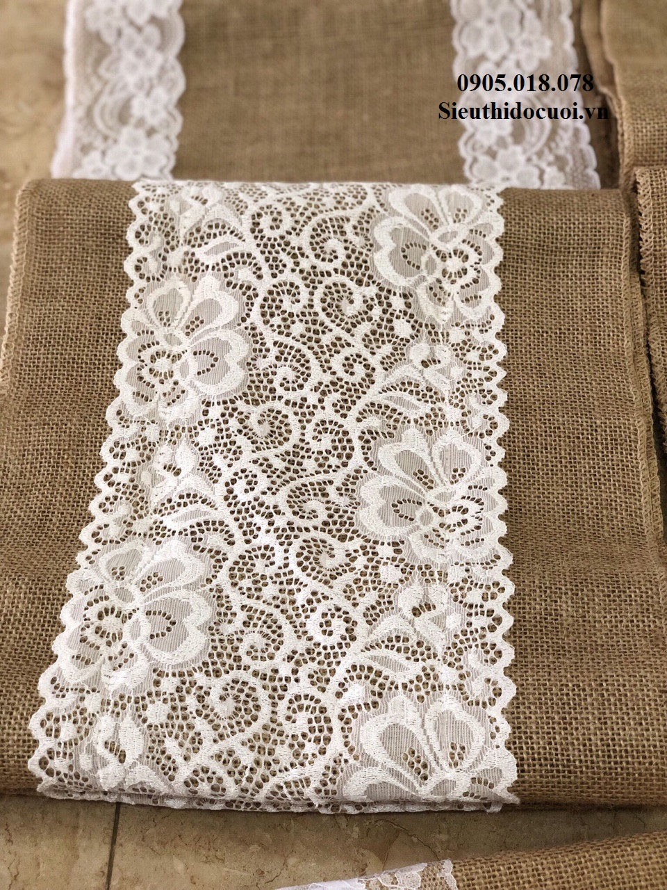 Tấm trải giữa bàn, Tấm lót giữa bàn Tấm trải giữa bàn, Tấm lót giữa bàn