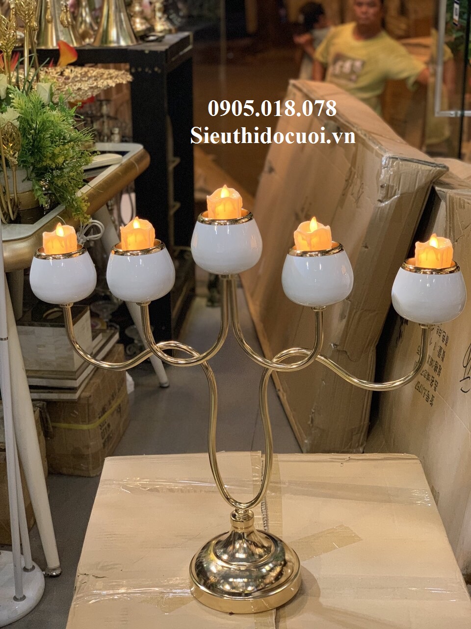 Chân nến kim loại giá rẻ Chân nến kim loại giá rẻ