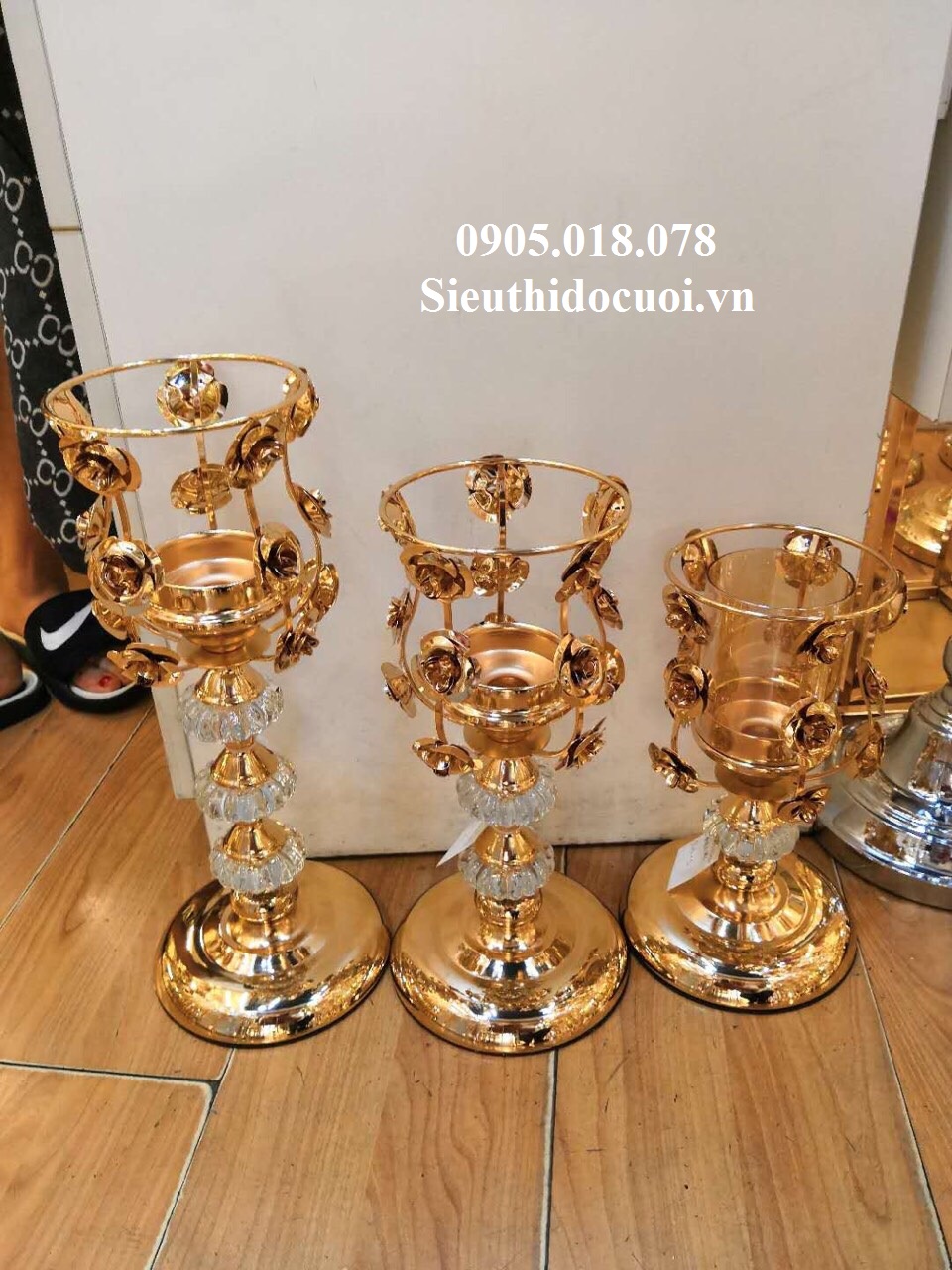 Chân nến kim loại giá rẻ Chân nến kim loại giá rẻ