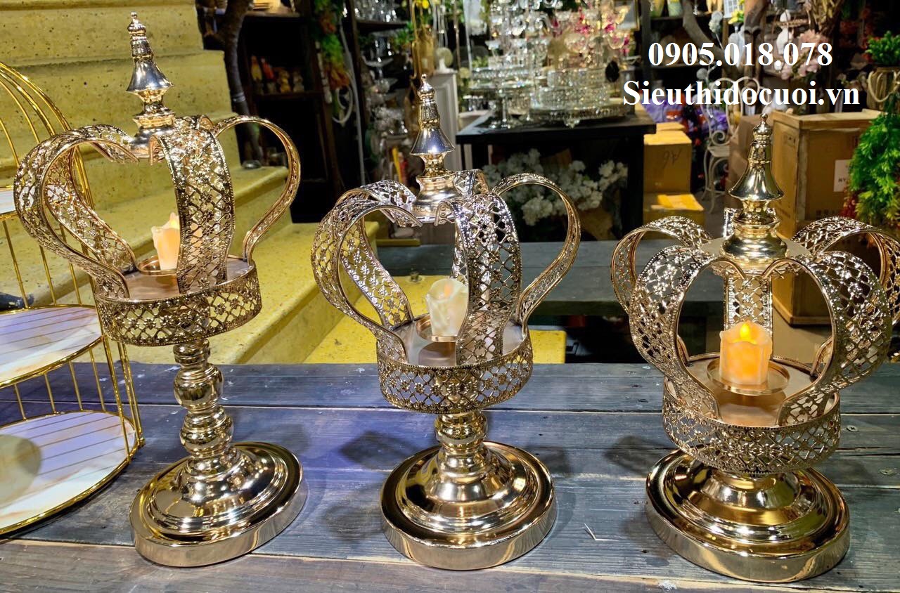 Chân nến kim loại giá rẻ Chân nến kim loại giá rẻ