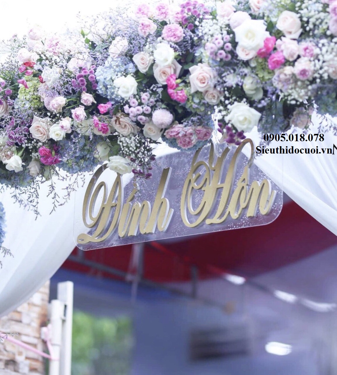 Bảng lễ treo cổng Bảng lễ treo cổng