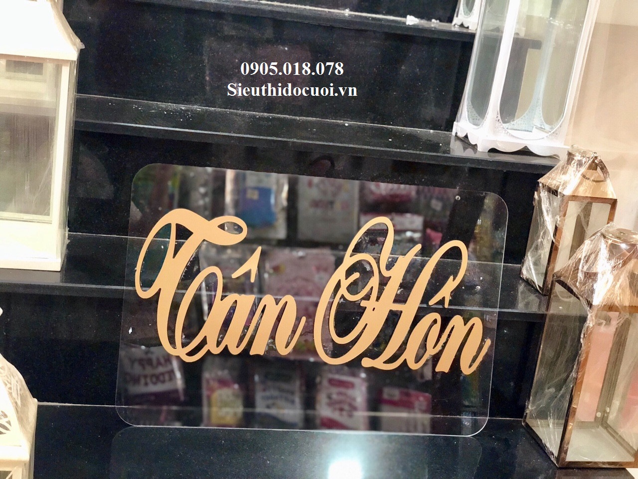 Bảng lễ treo cổng Bảng lễ treo cổng