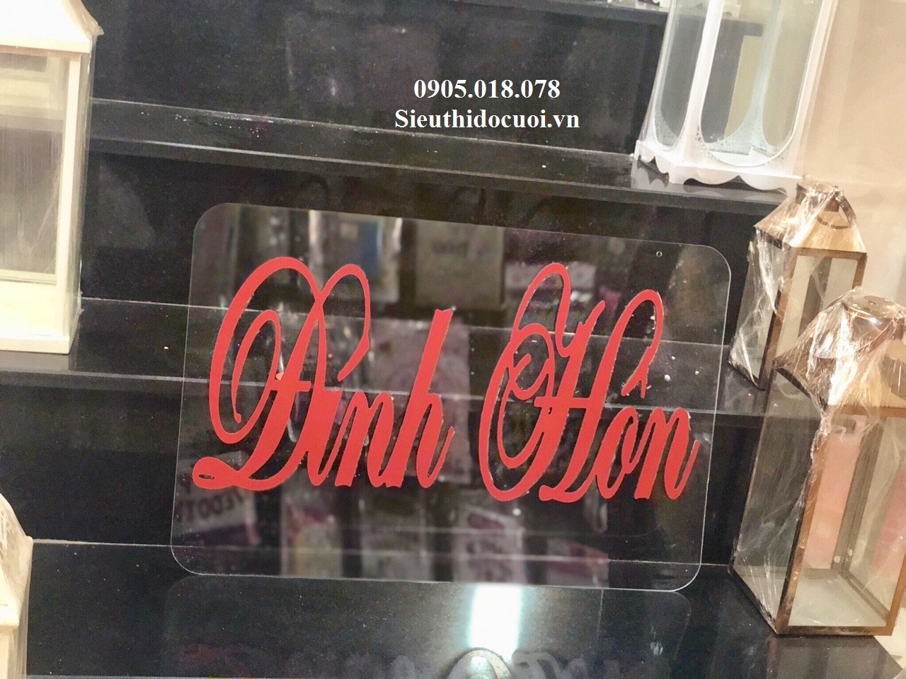 Bảng lễ treo cổng Bảng lễ treo cổng