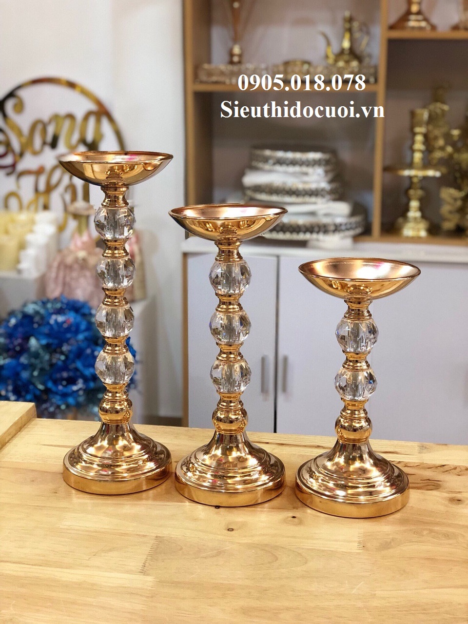 Chân nến kim loại giá rẻ Chân nến kim loại giá rẻ