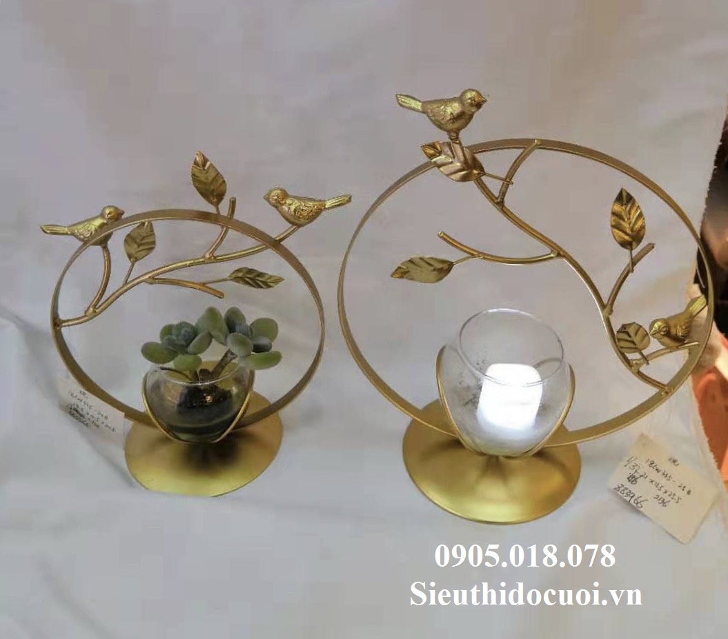 Chân nến kim loại giá rẻ Chân nến kim loại giá rẻ