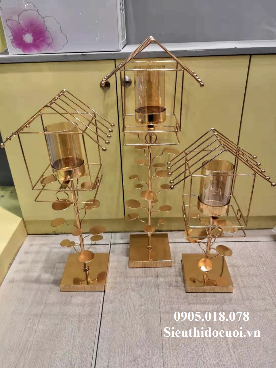 Chân nến kim loại giá rẻ Chân nến kim loại giá rẻ