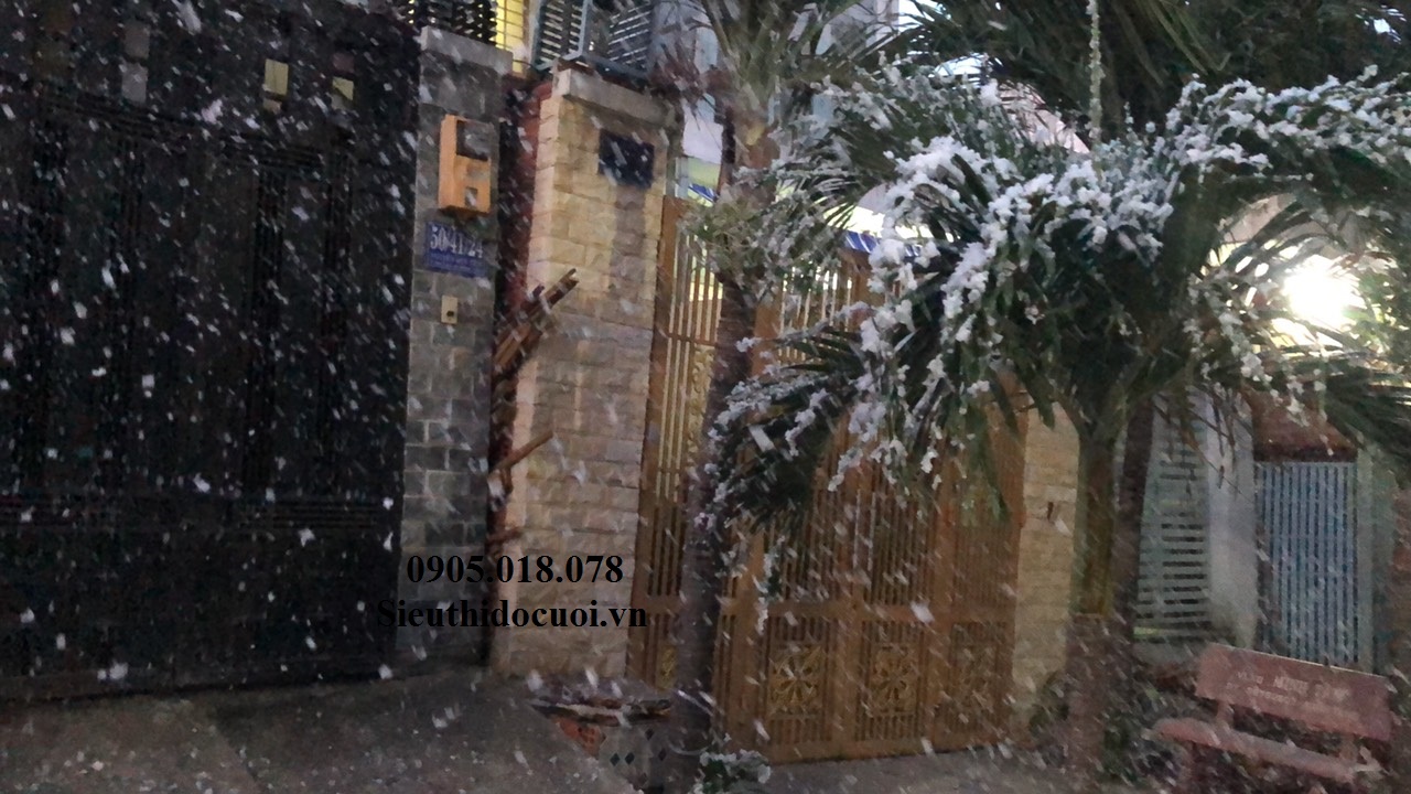 Máy tạo tuyết, máy phun tuyết Máy tạo tuyết, máy phun tuyết