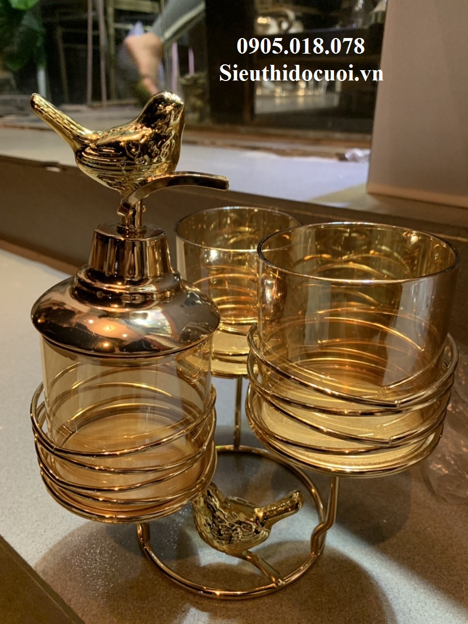 Chân nến kim loại giá rẻ Chân nến kim loại giá rẻ