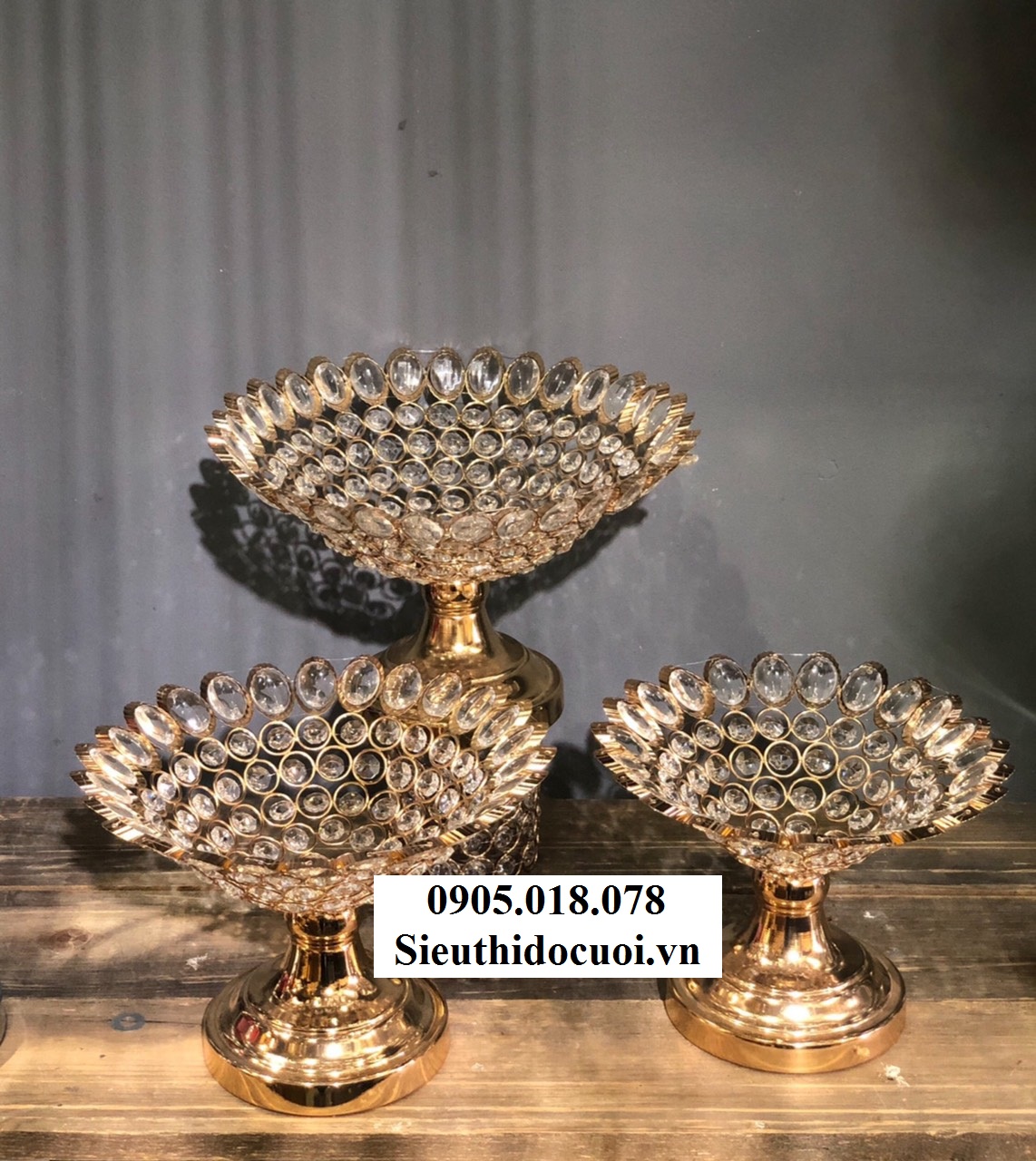 Chân cắm hoa trang trí giá rẻ Chân cắm hoa trang trí giá rẻ