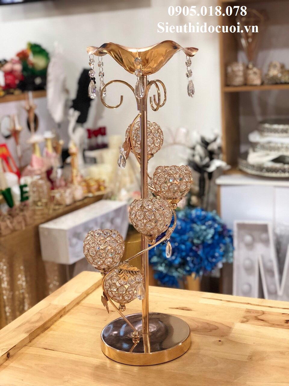 Chân nến kim loại giá rẻ Chân nến kim loại giá rẻ