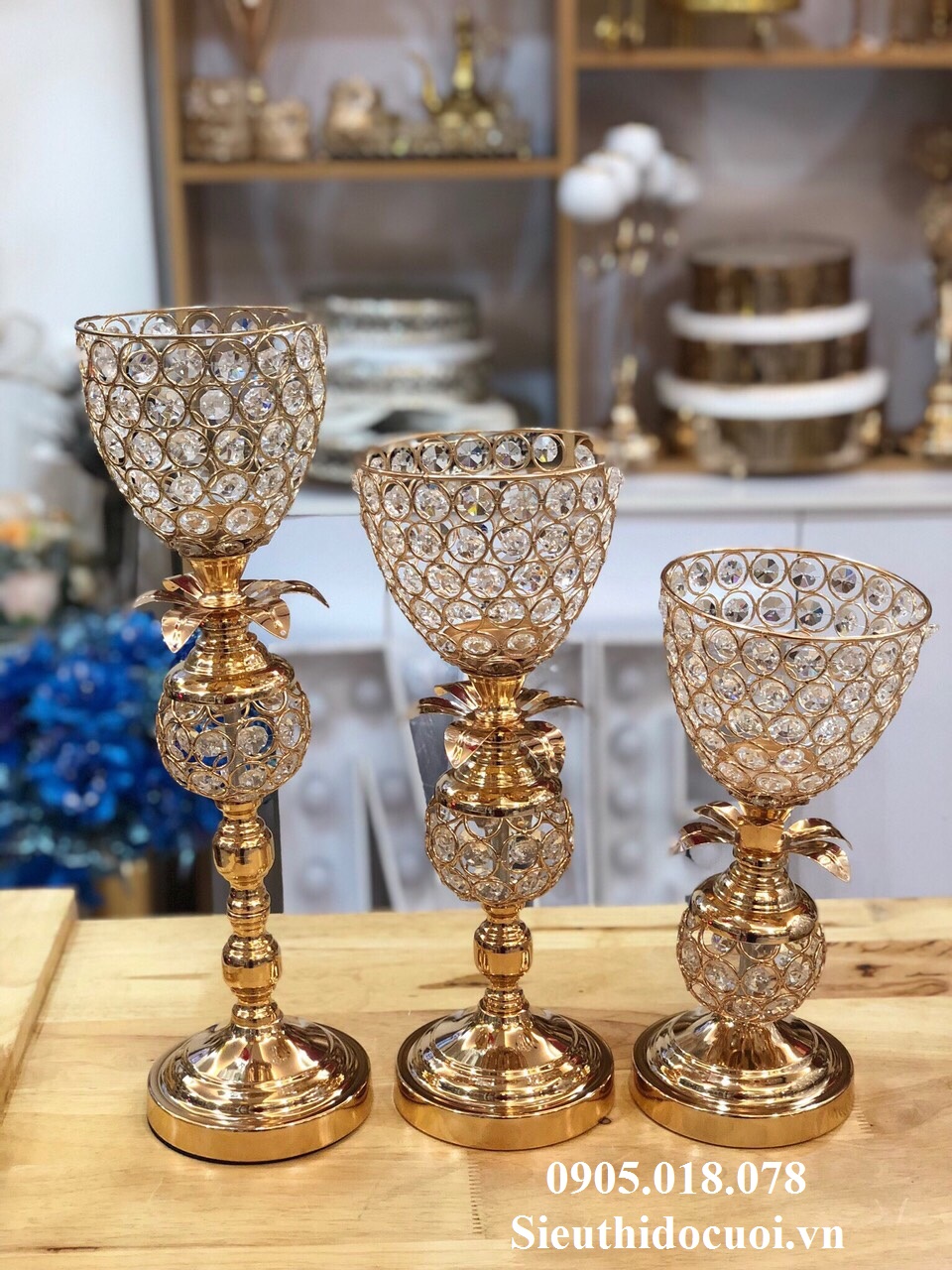 Chân nến kim loại giá rẻ Chân nến kim loại giá rẻ