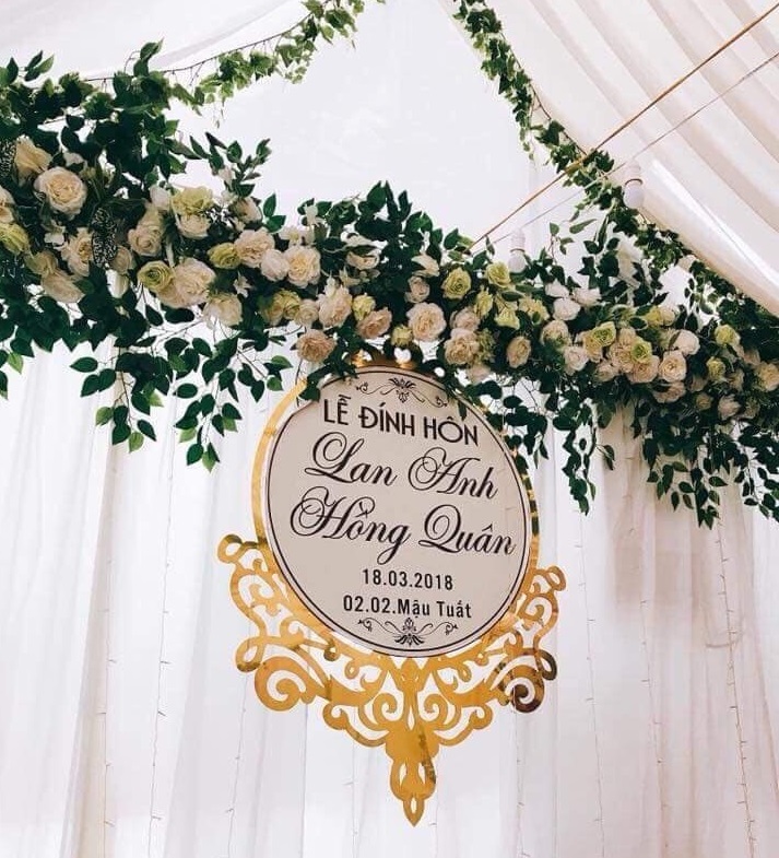 Bảng tên cô dâu chú rể bằng alu và bộ chữ số Bảng tên cô dâu chú rể bằng alu và bộ chữ số