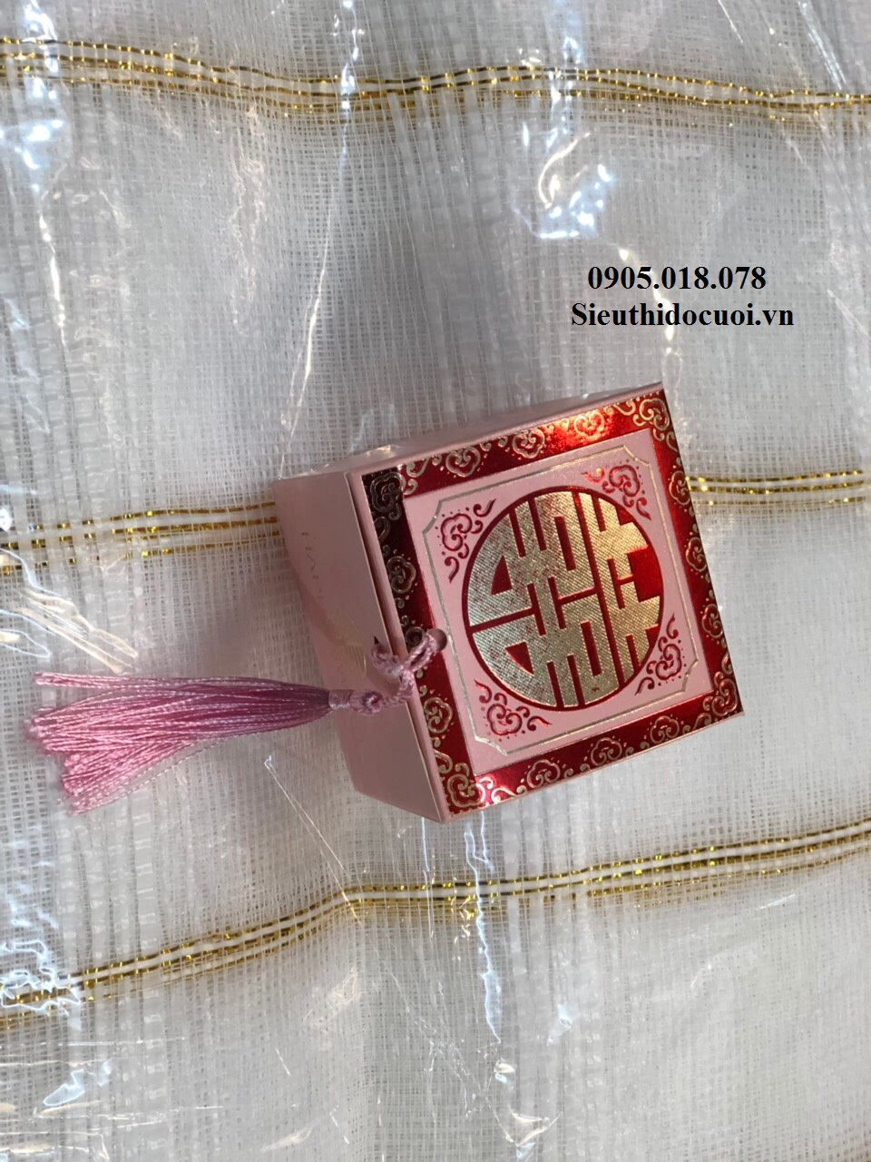 Hộp bánh cưới Hộp bánh cưới