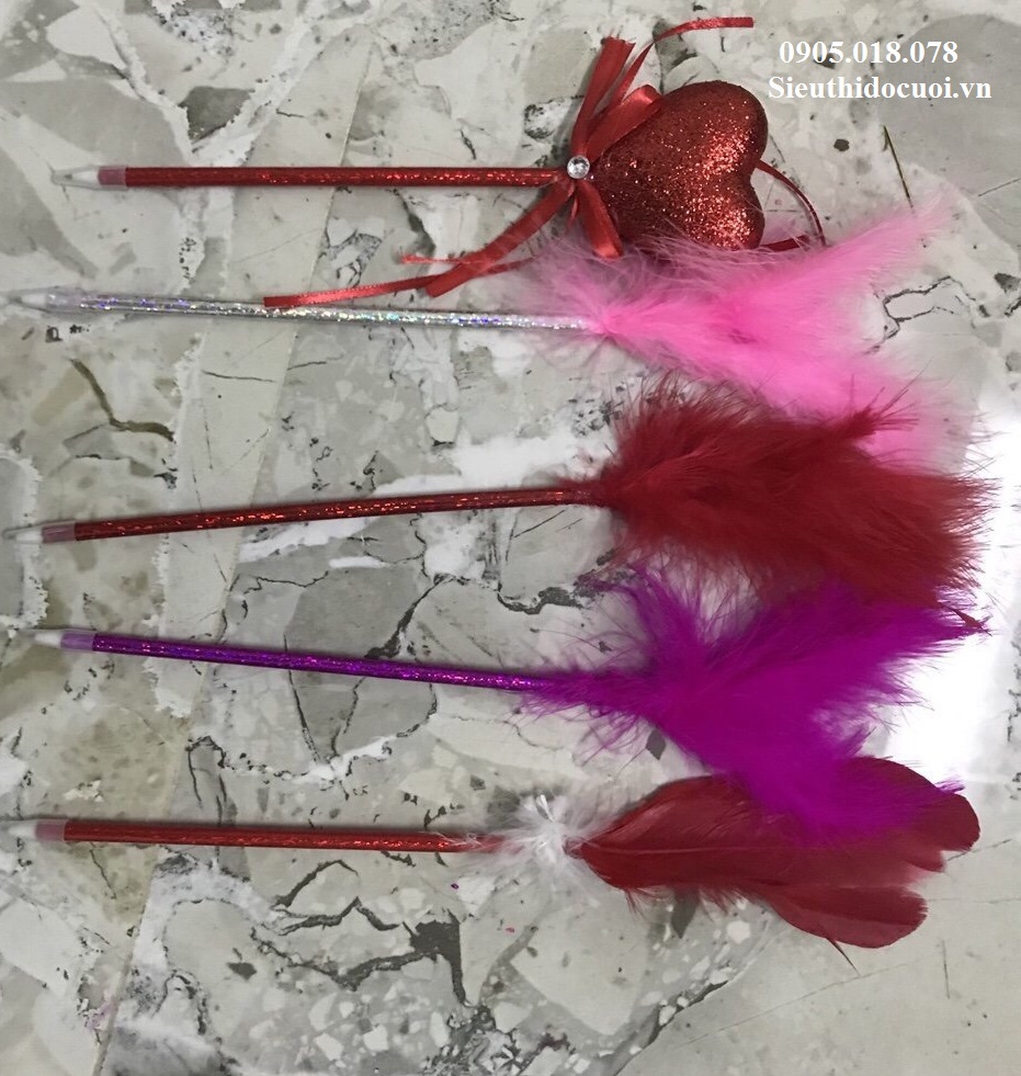 500 Sổ ký tên, Bút ký tên