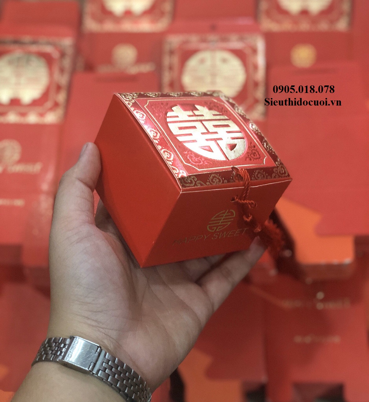 Hộp bánh cưới Hộp bánh cưới