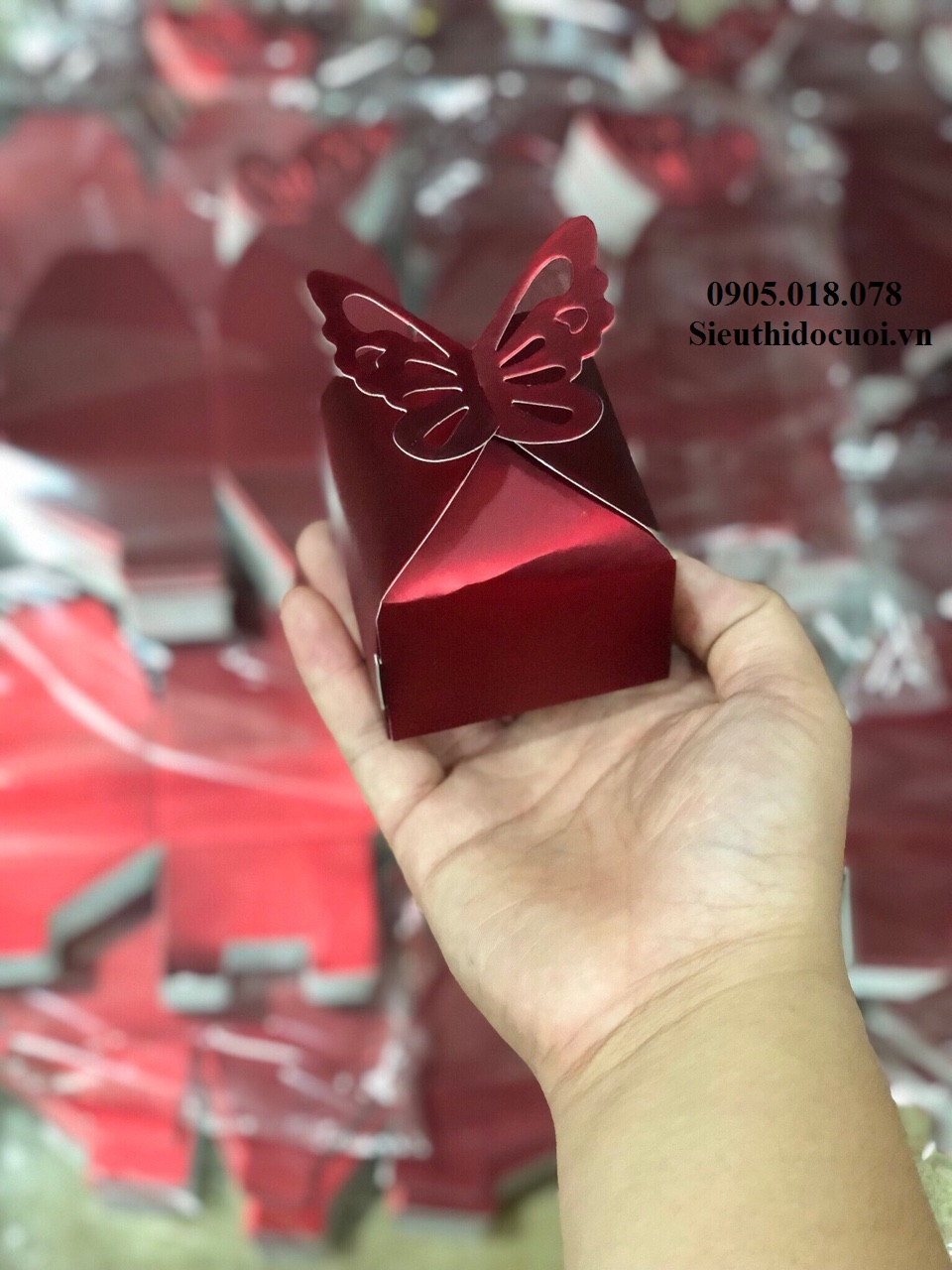 Hộp bánh cưới Hộp bánh cưới