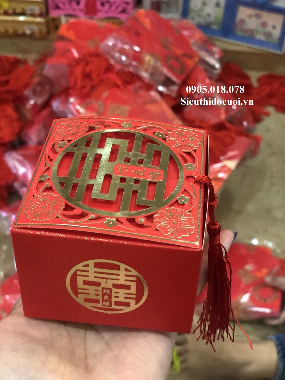 Hộp bánh cưới Hộp bánh cưới