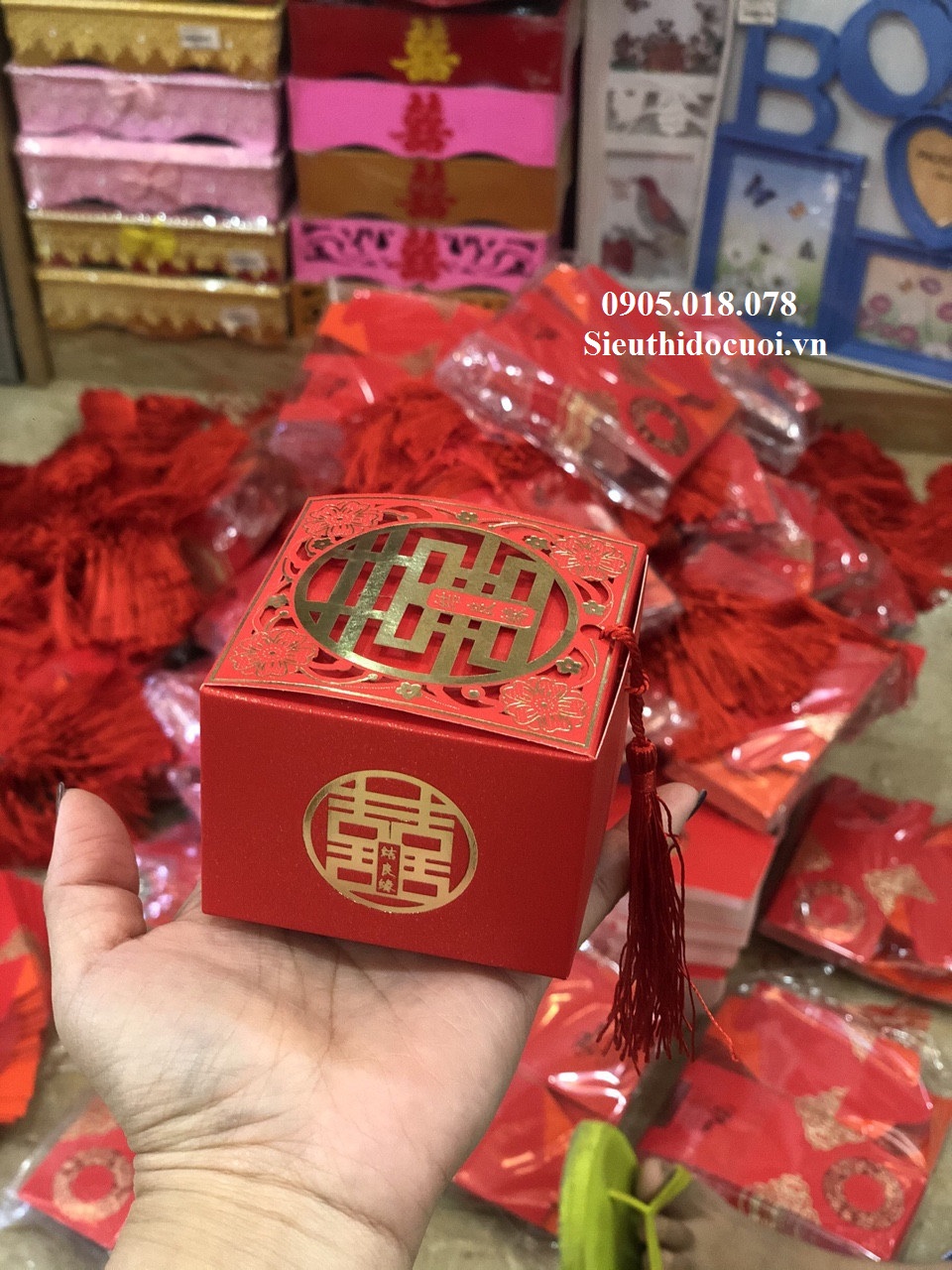 Hộp bánh cưới Hộp bánh cưới