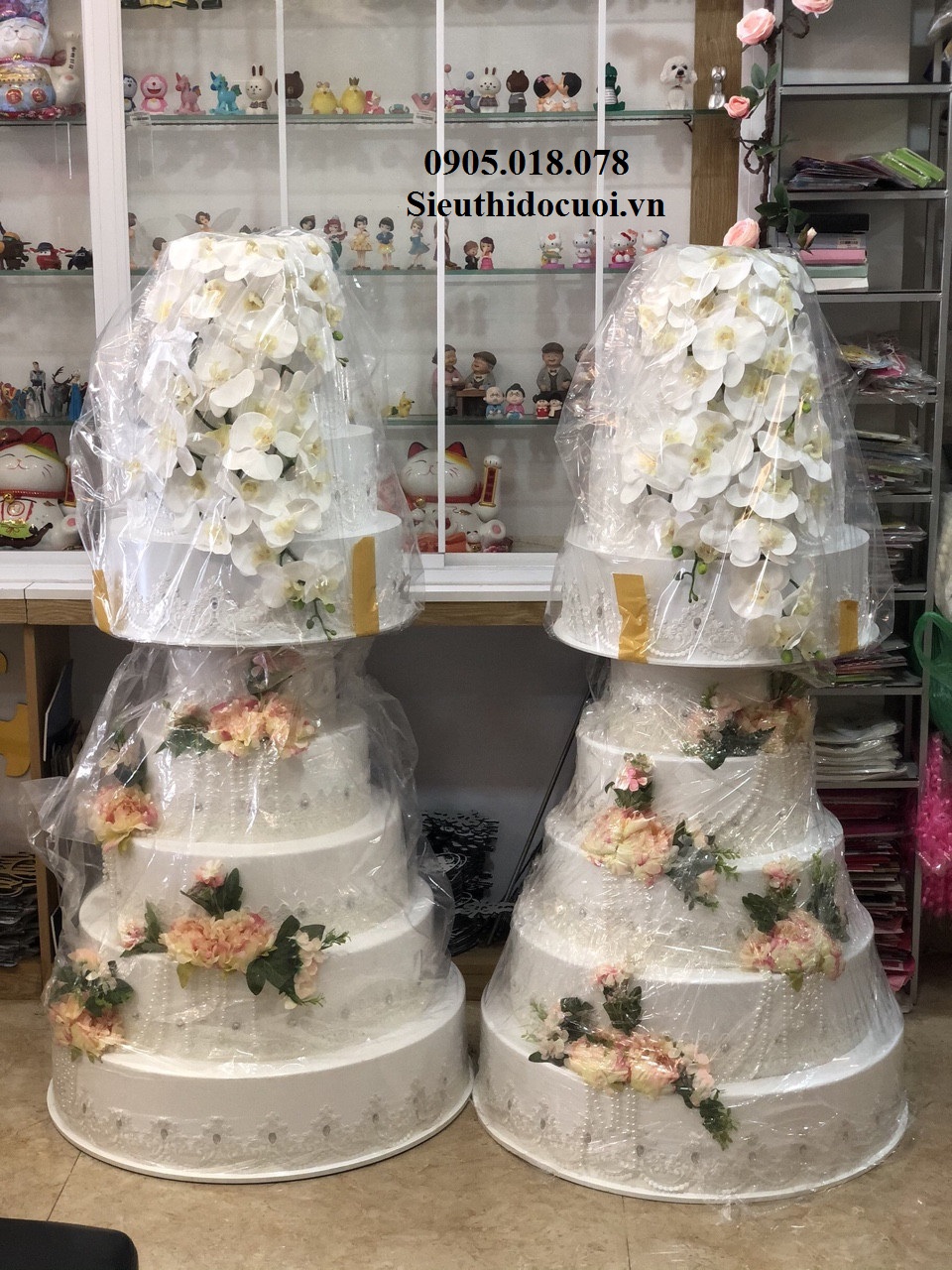 Bánh kem 4 tàng Bánh kem 4 tàng