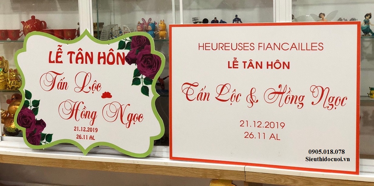 Bảng tên cô dâu chú rể bằng fomex, tem nước suối, chữ xốp Bảng tên cô dâu chú rể bằng fomex, tem nước suối, chữ xốp