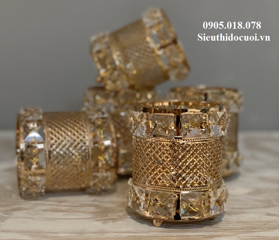 Trụ nến, chân nến Trụ nến, chân nến