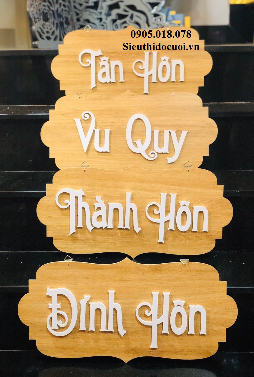 Bảng lễ treo cổng Bảng lễ treo cổng