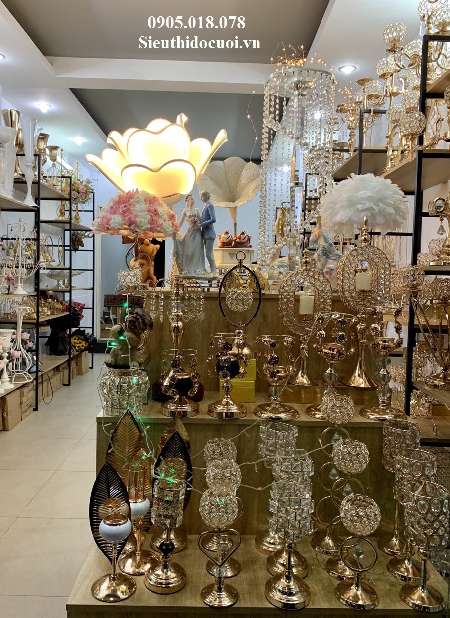 Trụ nến, chân nến Trụ nến, chân nến