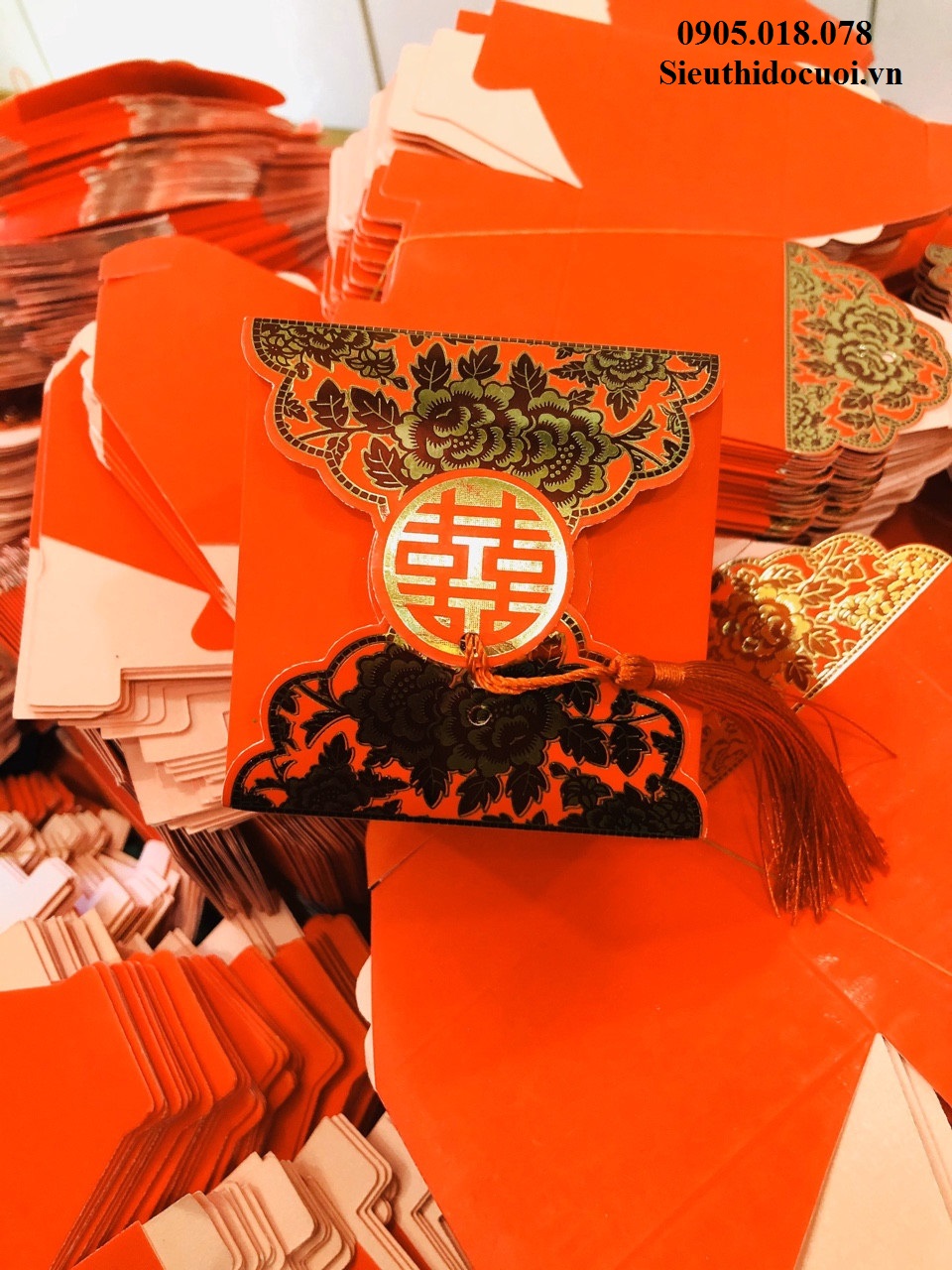 Hộp bánh cưới Hộp bánh cưới