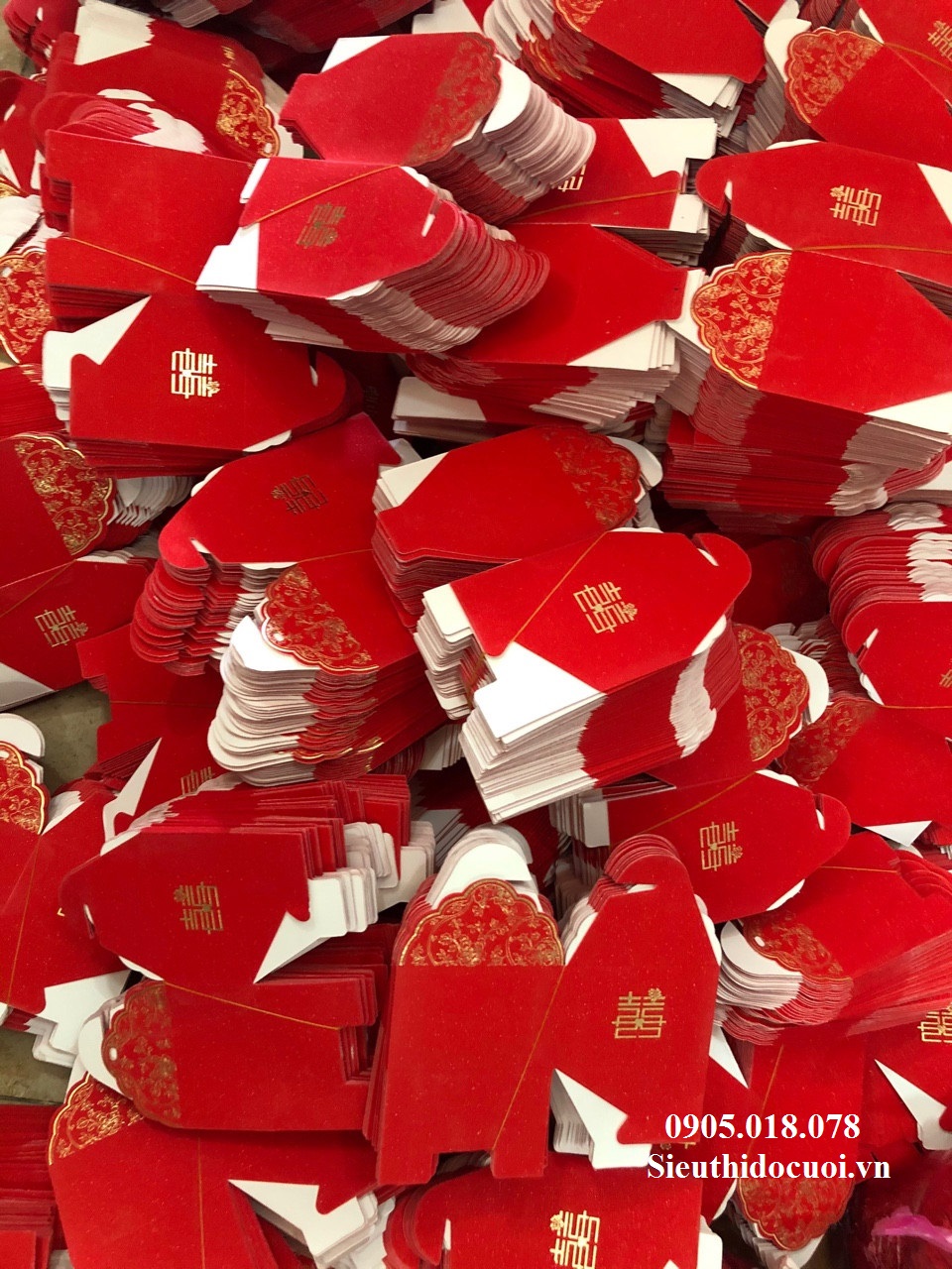 Hộp bánh cưới Hộp bánh cưới