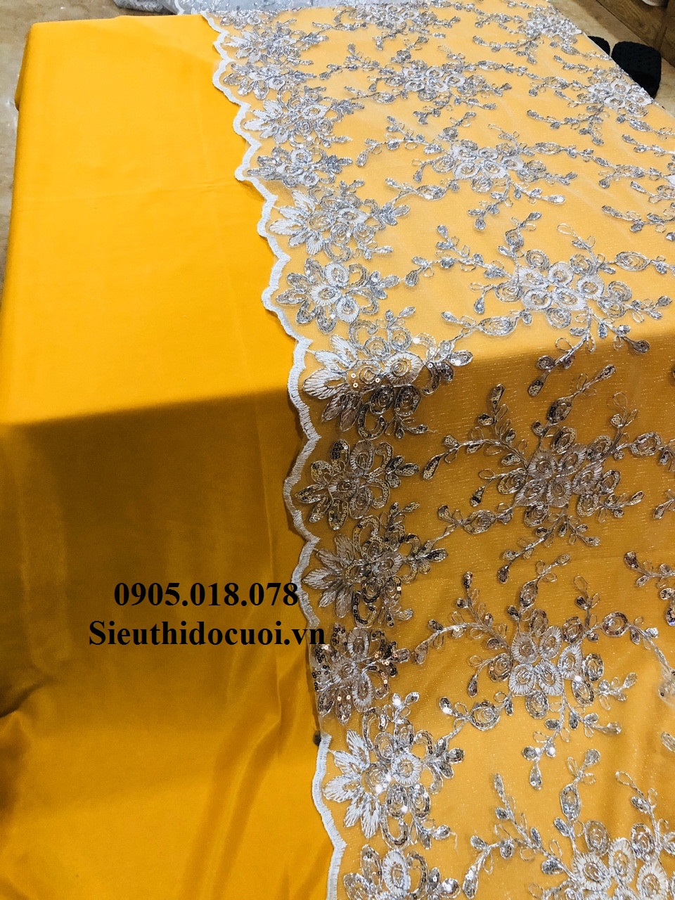 Khăn bàn Khăn bàn