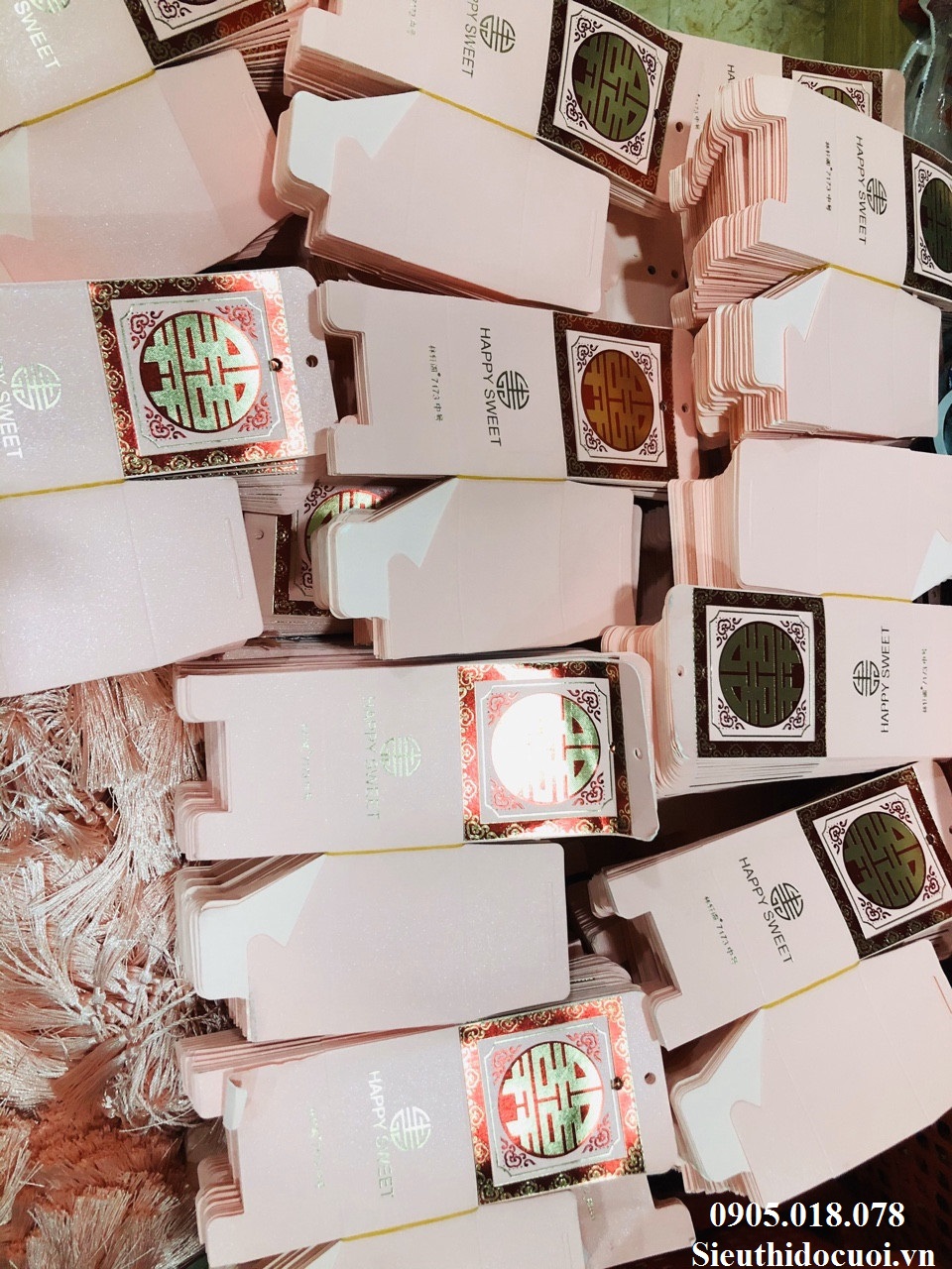 Hộp bánh cưới Hộp bánh cưới