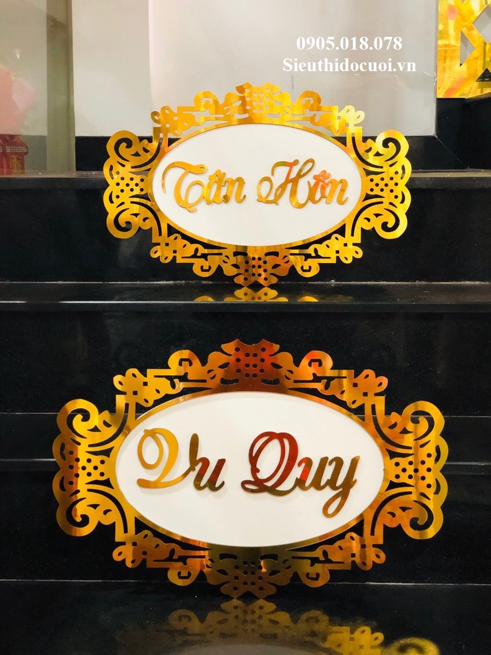 Bảng lễ treo cổng Bảng lễ treo cổng