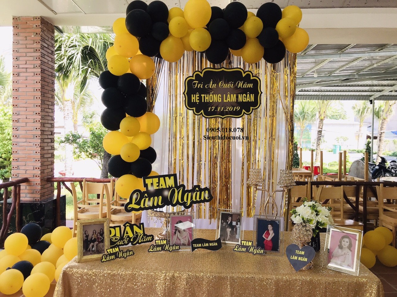 Bảng tên cô dâu chú rể bằng fomex, tem nước suối, chữ xốp Bảng tên cô dâu chú rể bằng fomex, tem nước suối, chữ xốp