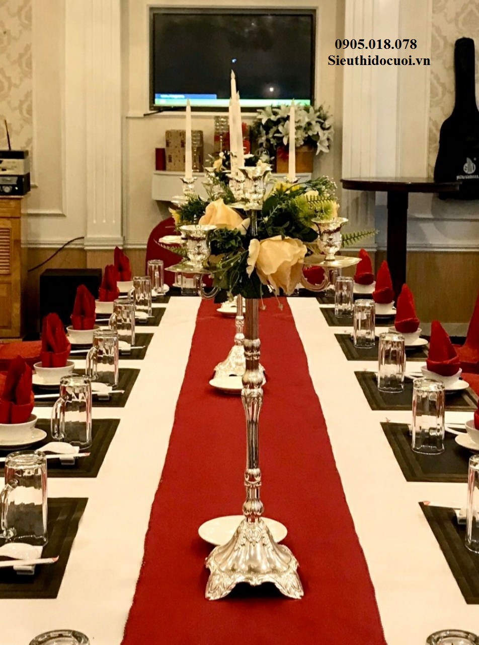 Chân nến, trụ nến Chân nến, trụ nến