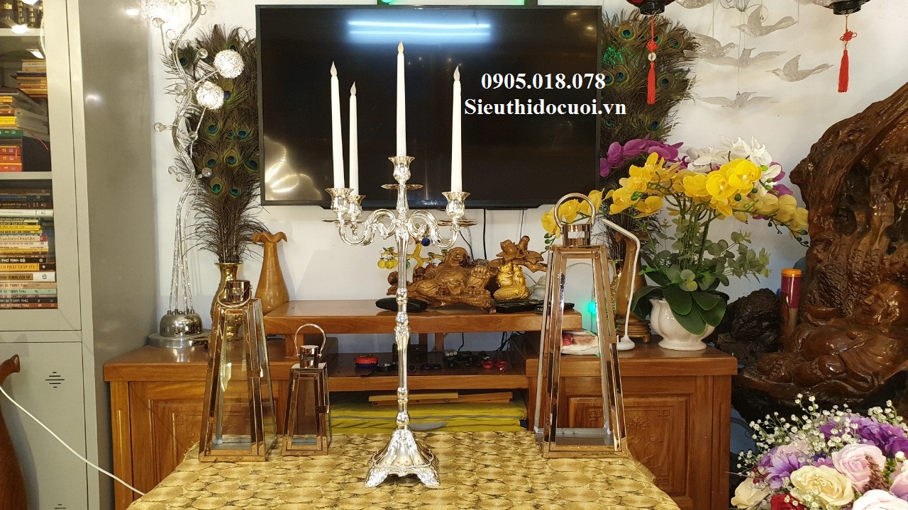 Chân nến, trụ nến Chân nến, trụ nến