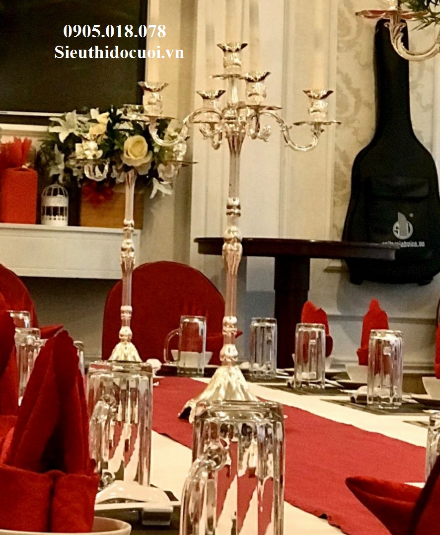 Chân nến Chân nến