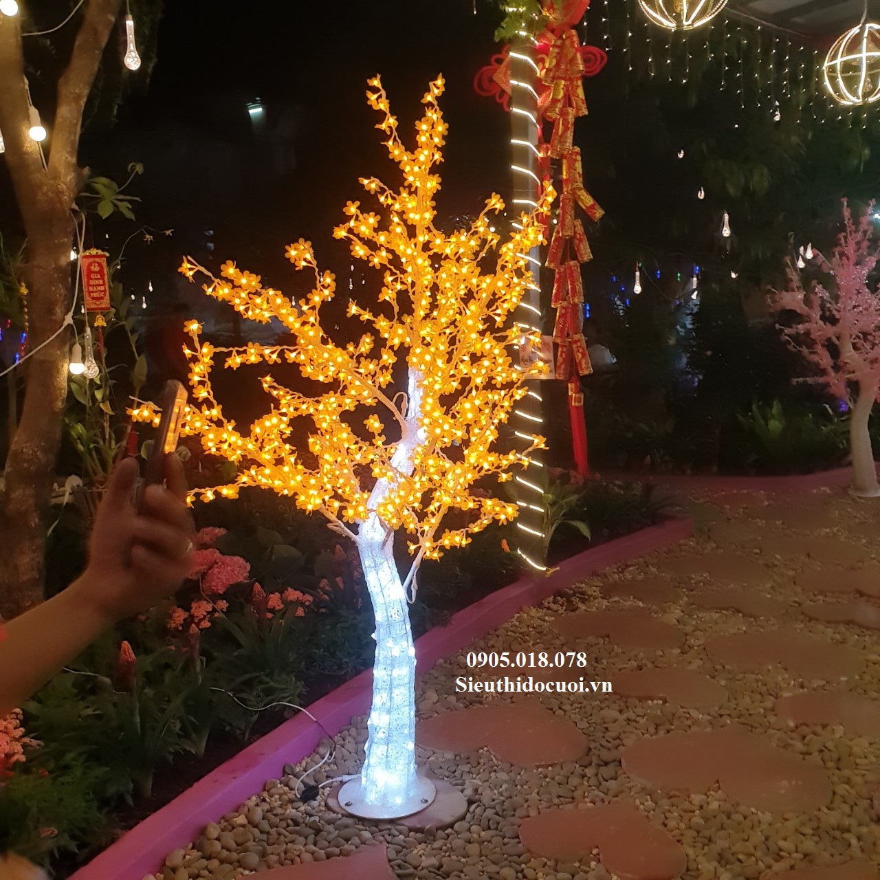 Cây hoa đèn Led Cây hoa đèn Led