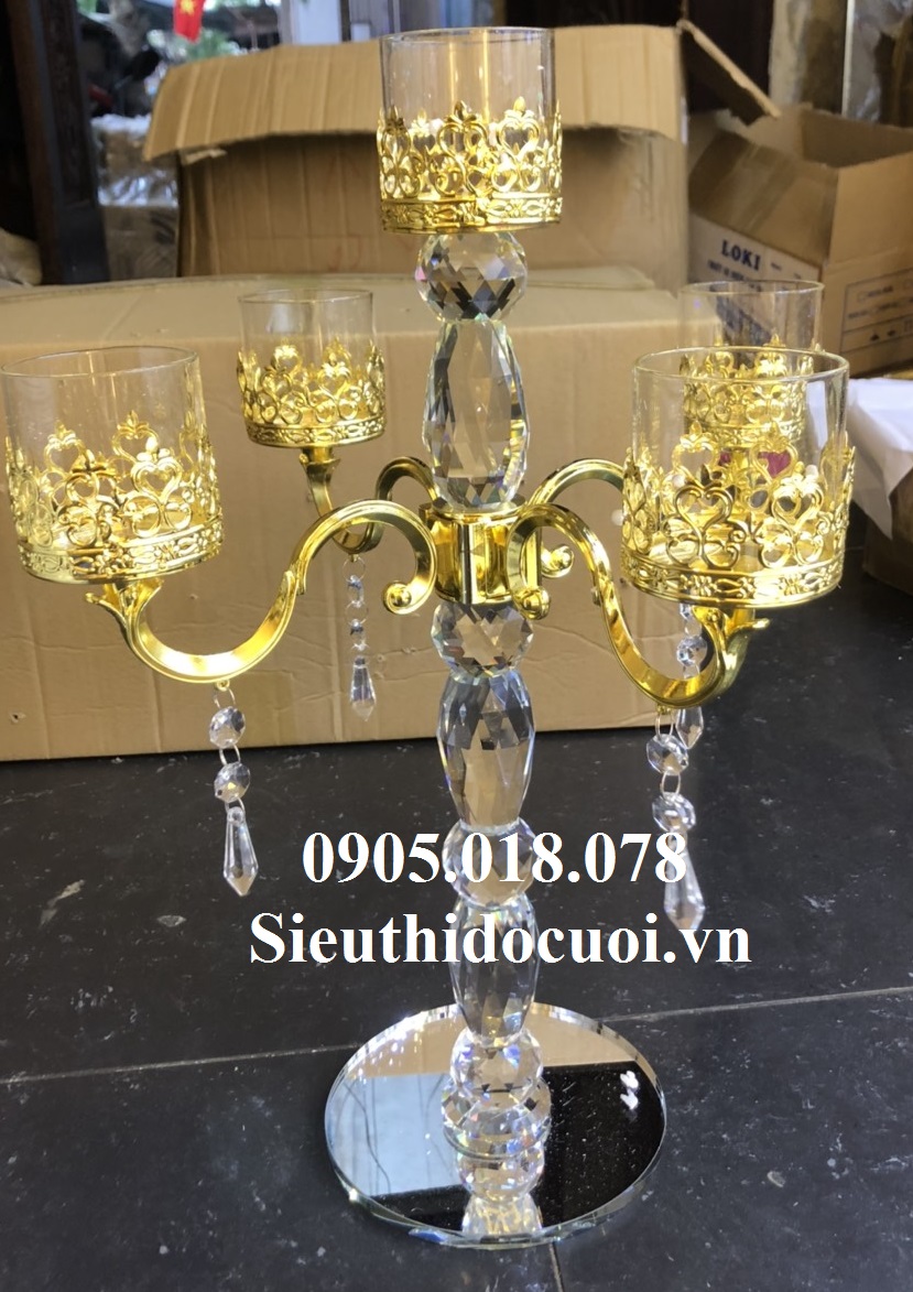 Chân nến trong suốt Chân nến trong suốt