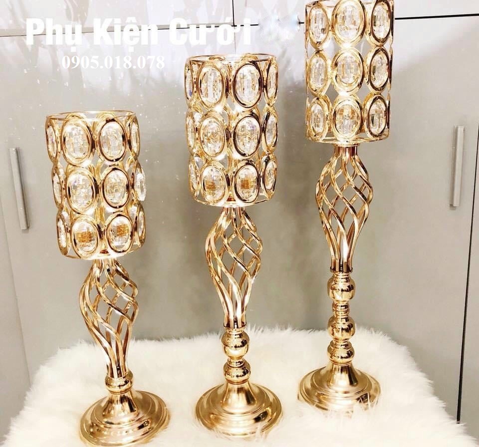 Trụ nến, chân nến Trụ nến, chân nến