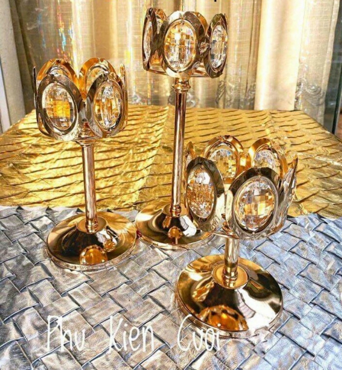 Trụ nến, chân nến Trụ nến, chân nến