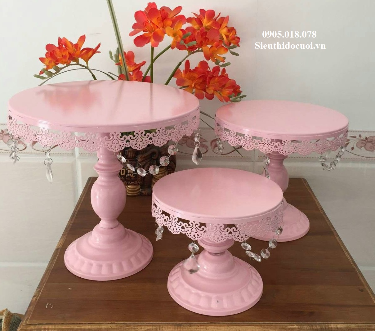 Khay bánh, kệ bánh, giá để bánh, chân bánh kem Khay bánh, kệ bánh, giá để bánh, chân bánh kem