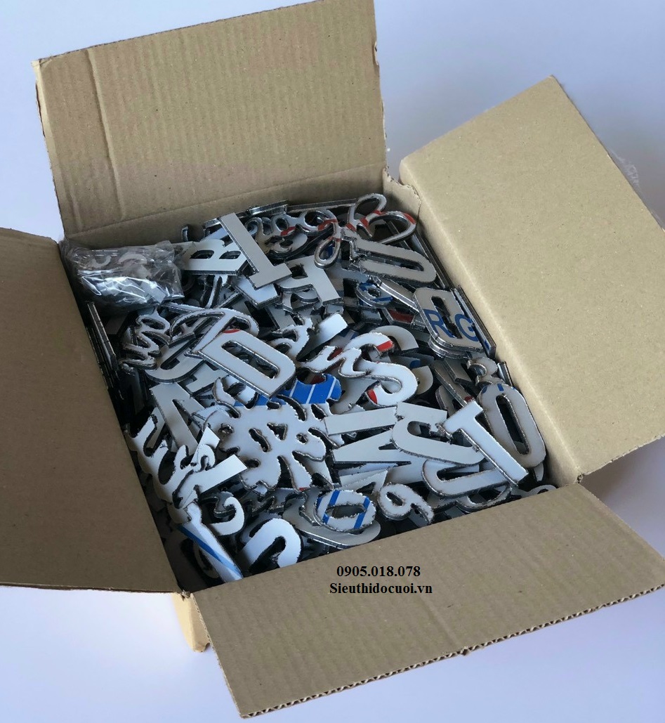 Bảng tên cô dâu chú rể bằng alu và bộ chữ số Bảng tên cô dâu chú rể bằng alu và bộ chữ số